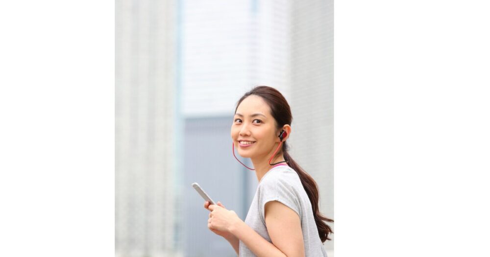 笑顔の女性